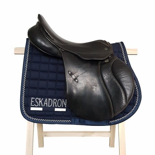 e32e537f084eb205d9c9eb4aacd63ea9