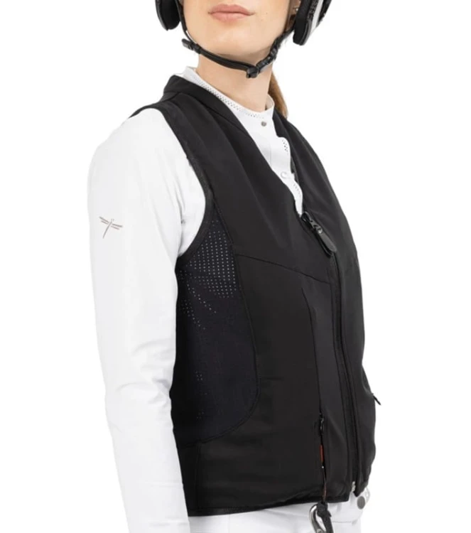 TROK.PL Kamizeleka pneumatycznych freejump black.jpg